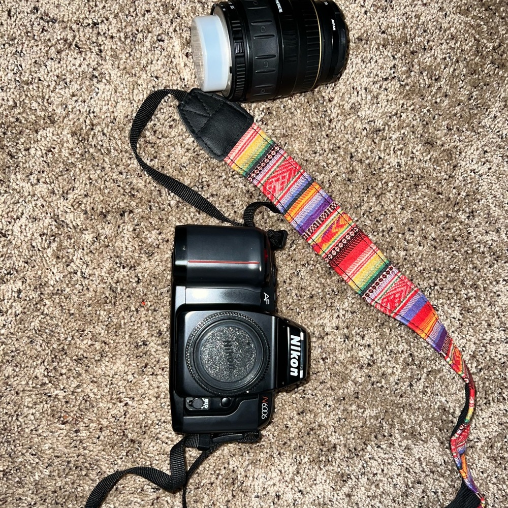 Nikon Camera N6006